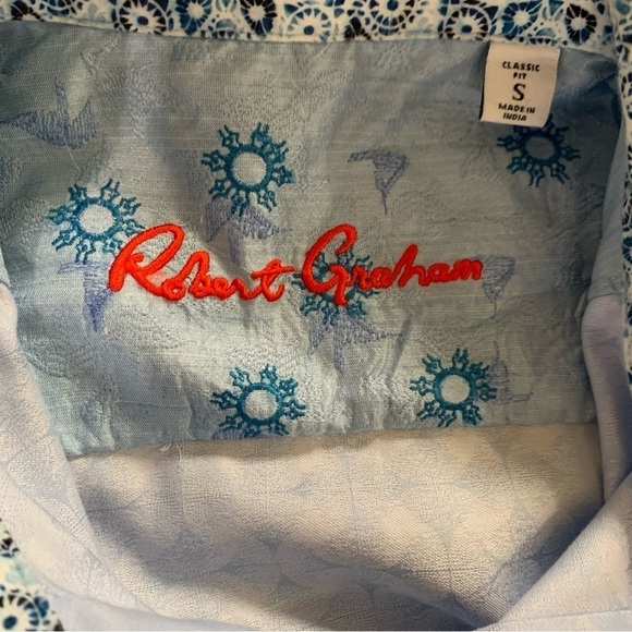 Robert Graham Light Blue Short Sleeve Button Down Shirt Excellent Condition - Picture 6 of 9